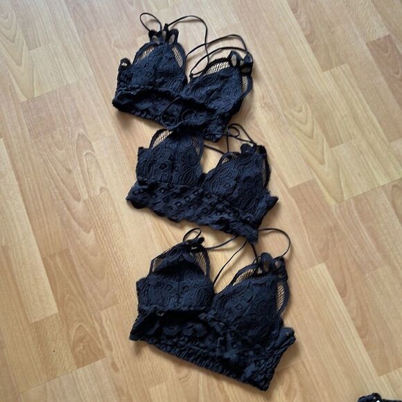 Eyelet Lace Cami bralette - Picture 10 of 10